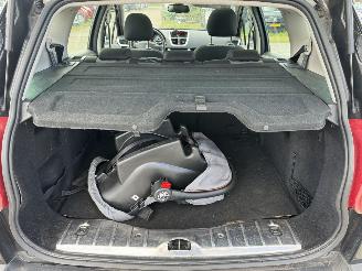 Peugeot 207 1.4 VTI XS SW picture 12