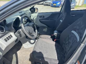 Suzuki Alto 1.0 Exclusive picture 5