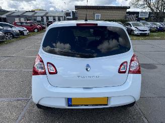 Renault Twingo 1.5 DCI Dynamique picture 13