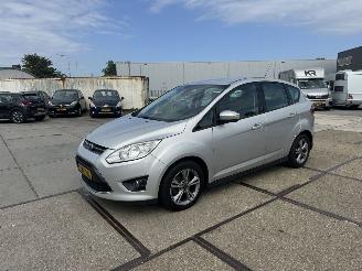 skadebil auto Ford C-Max 1.0 Edition 2015/1