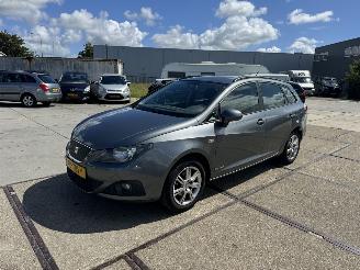 Vaurioauto  passenger cars Seat Ibiza ST  1.2 TDI Copa Eco 2012/1