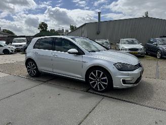 Volkswagen Golf 1.4 TSI GTE picture 2