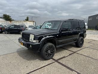 uszkodzony samochody ciężarowe Jeep Commander 3.0 CRD Limited 2009/3