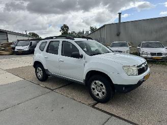 Dacia Duster 1.6 Laureate 2 wd picture 2