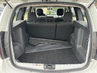 Dacia Duster 1.6 Laureate 2 wd picture 12