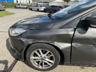 Ford Focus 1.0 Trend picture 17
