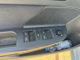 Volkswagen Golf 1.2 TSI Comf. Variant picture 6