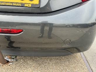 Peugeot 208 1.2 VTI Envy 5drs picture 15