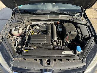 Volkswagen Golf 1.2 TSI VARIANT picture 11