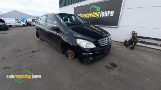Mercedes B-klasse B (W245), Hatchback, 2005 / 2011 1.5 B-150 16V picture 2