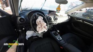 Audi A3 A3 (8V1/8VK), Hatchback 3-drs, 2012 / 2020 1.6 TDI Ultra 16V picture 11