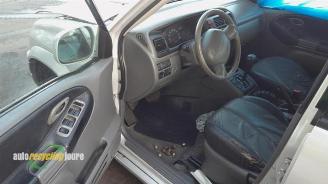 Suzuki Grand-vitara onderdelen (kleur: Z2S) donorauto picture 11