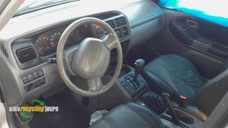 Suzuki Grand-vitara onderdelen (kleur: Z2S) donorauto picture 12