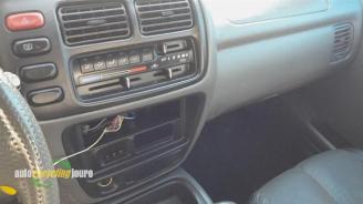 Suzuki Grand-vitara onderdelen (kleur: Z2S) donorauto picture 15