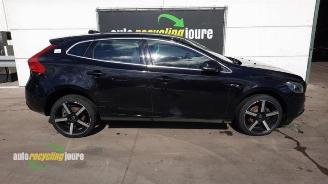 skadebil auto Volvo V-40 V40 (MV), Hatchback 5-drs, 2012 / 2019 2.0 D2 16V 2015/12