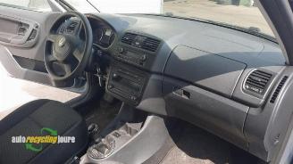 Skoda Fabia Fabia II (5J), Hatchback 5-drs, 2006 / 2014 1.2 TDI 12V Greenline picture 14
