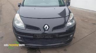 Renault Clio Clio III (BR/CR), Hatchback, 2005 / 2014 1.6 16V picture 15