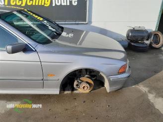 BMW 5-serie 5 serie (E39), Sedan, 1995 / 2004 520i 24V picture 2