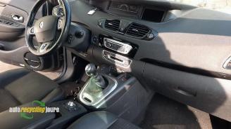 Renault Grand-scenic Grand Scenic III (JZ), MPV, 2009 / 2016 1.5 dCi 110 picture 17