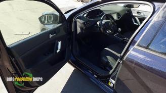 Peugeot 308 308 SW (L4/L9/LC/LJ/LR), Combi 5-drs, 2014 / 2021 1.6 BlueHDi 120 picture 9
