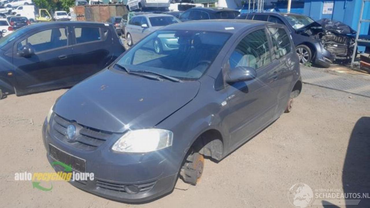Volkswagen Fox Fox (5Z), Hatchback, 2005 / 2012 1.2