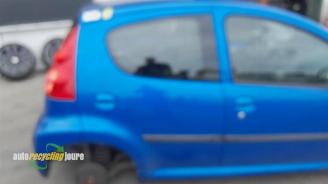 Peugeot 107 107, Hatchback, 2005 / 2014 1.0 12V picture 6