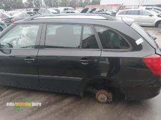 Skoda Fabia II onderdelen (kleur: LF9R) donorauto picture 12