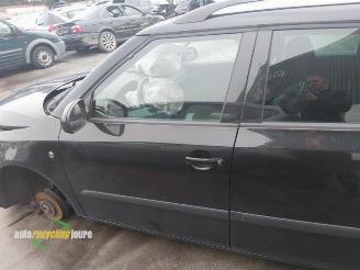Skoda Fabia II onderdelen (kleur: LF9R) donorauto picture 13