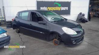 Salvage car Renault Clio Clio III (BR/CR), Hatchback, 2005 / 2014 1.2 16V 75 2008/8