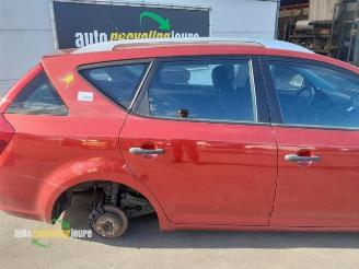 Kia Cee d onderdelen (kleur: O4) donorauto picture 7