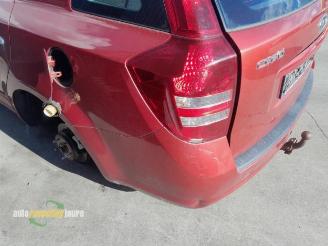 Kia Cee d Cee'd Sporty Wagon (EDF), Combi, 2007 / 2012 1.4 16V picture 13