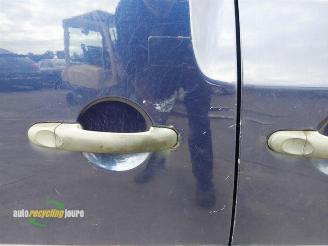 Volkswagen Caddy III automaat | onderdelen (kleur: LD5Q) donorauto picture 7