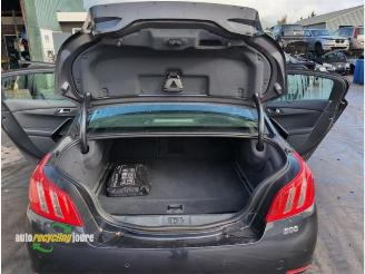 Peugeot 508 4 x 4 Hybrid onderdelen (kleur: EH) donorauto picture 20
