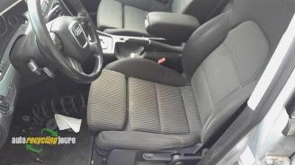 Audi A4 (B7) onderdelen (kleur: LY&W) donorauto picture 32