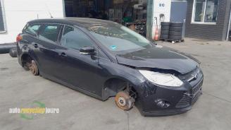 demontáž osobní automobily Ford Focus Focus 3 Wagon, Combi, 2010 / 2020 1.0 Ti-VCT EcoBoost 12V 125 2013/8