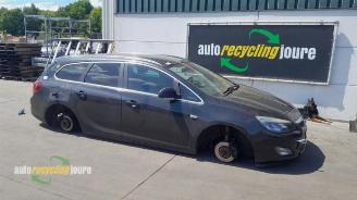 rozbiórka samochody osobowe Opel Astra Astra J Sports Tourer (PD8/PE8/PF8), Combi, 2010 / 2015 1.4 Turbo 16V 2011/11