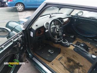 Mini One Mini One/Cooper (R50), Hatchback, 2001 / 2007 1.6 16V Cooper picture 19