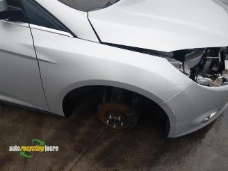 Ford Focus 3 onderdelen (kleur: OB) donorauto picture 2