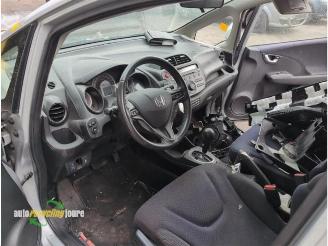 Honda Jazz Jazz (GE6/GE8/GG/GP), Hatchback, 2008 / 2015 1.3 VTEC 16V Hybrid picture 10