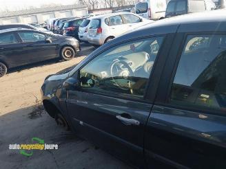 Renault Clio Clio III (BR/CR), Hatchback, 2005 / 2014 1.6 16V picture 12