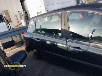 Renault Clio Clio III (BR/CR), Hatchback, 2005 / 2014 1.6 16V picture 5