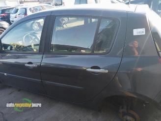 Renault Clio Clio III (BR/CR), Hatchback, 2005 / 2014 1.6 16V picture 11