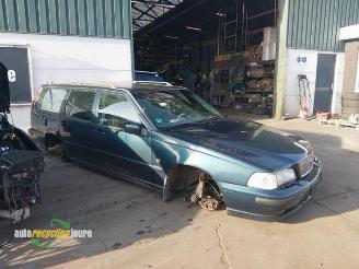 demontáž osobní automobily Volvo V-70 V70 (GW/LW/LZ), Combi, 1997 / 2002 2.5 10V 1997/5