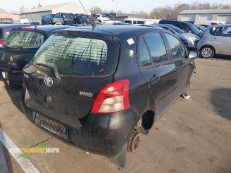 Toyota Yaris Yaris II (P9), Hatchback, 2005 / 2014 1.3 16V VVT-i picture 6