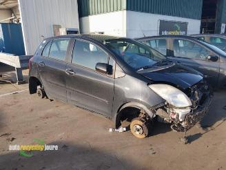 Uttjänta bilar auto Toyota Yaris Yaris II (P9), Hatchback, 2005 / 2014 1.3 16V VVT-i 2009/3