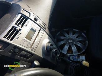 Toyota Yaris Yaris II (P9), Hatchback, 2005 / 2014 1.3 16V VVT-i picture 18