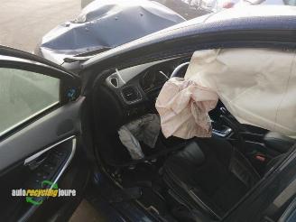 Volvo V-40 (MV) onderdelen (kleurcode: 498) donorauto picture 9