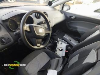 Seat Ibiza IV onderdelen (kleur: LZ9Y) donorauto picture 17