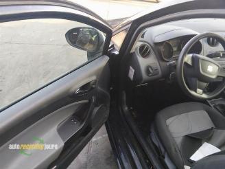 Seat Ibiza IV onderdelen (kleur: LZ9Y) donorauto picture 21