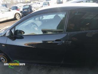 Seat Ibiza IV onderdelen (kleur: LZ9Y) donorauto picture 12